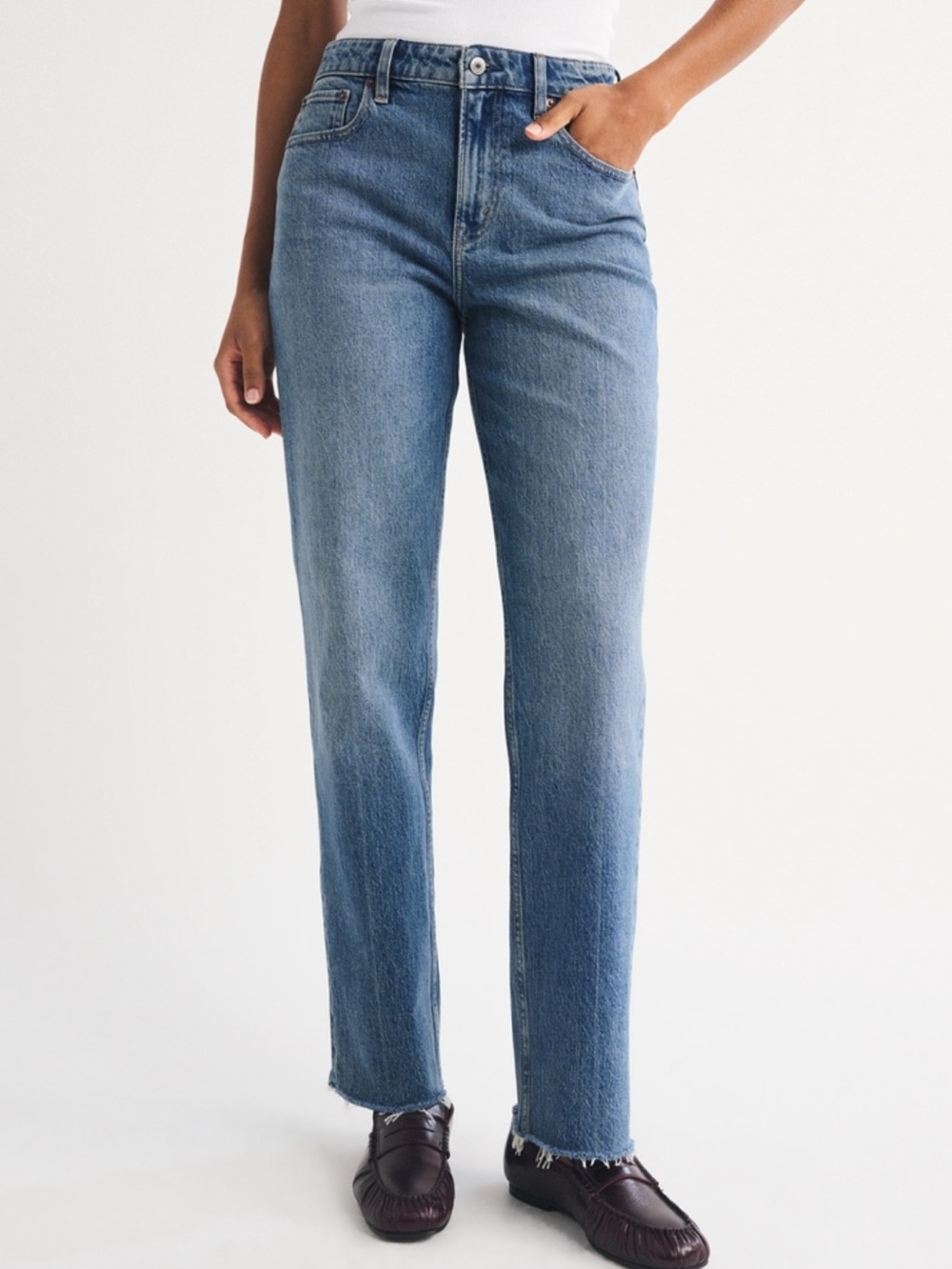 Abercrombie & Fitch Women's Curve Love High Rise 90s Straight-Leg Jeans